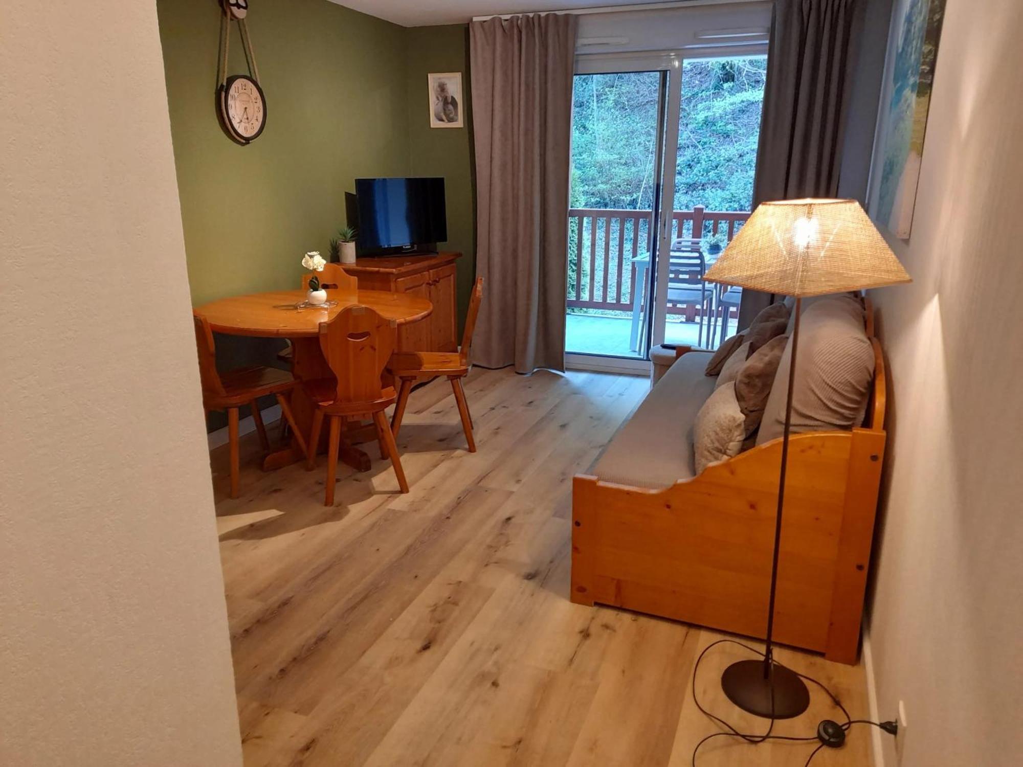 Appartement Avec Vue Sur La Montagne A Saint Lary Soulan 28 M² Piscine Exteriör bild