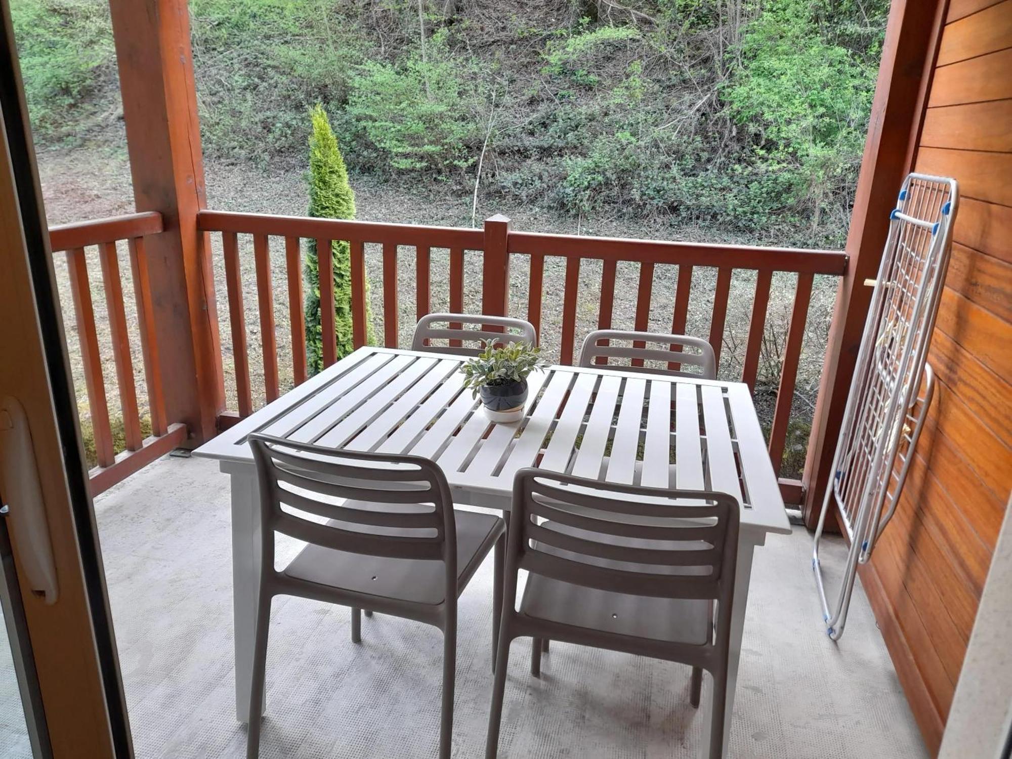 Appartement Avec Vue Sur La Montagne A Saint Lary Soulan 28 M² Piscine Exteriör bild